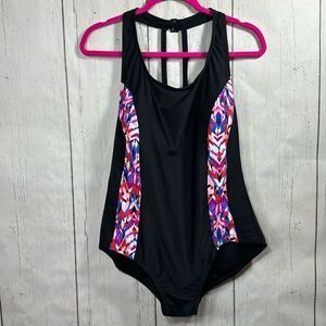 Catalina Plus Size One Piece Swimsuit Colorblock Geometric Swimwear Size 1X